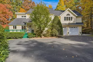 25 Chagnon Ln, Hudson, NH 03051 - Photo 1