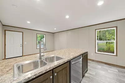 28 Okane Circle, Bethlehem, NH 03574 - Photo 11