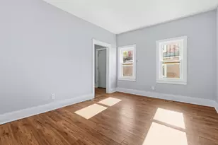 2 Meadow St, Claremont, NH 03743 - Photo 11