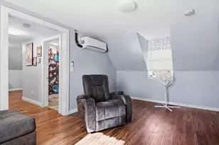 12 Meadow St, Claremont, NH 03743 - Photo 7