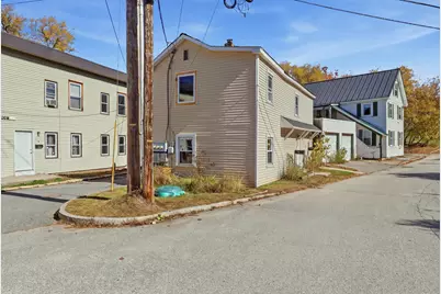 8 Wall Street, Claremont, NH 03743 - Photo 3