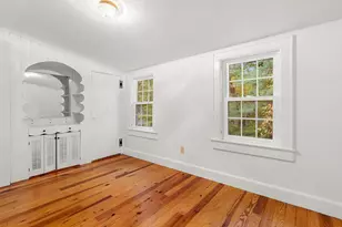 135 Walnut Hill Ave, Manchester, NH 03104 - Photo 17
