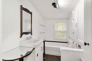 135 Walnut Hill Ave, Manchester, NH 03104 - Photo 35