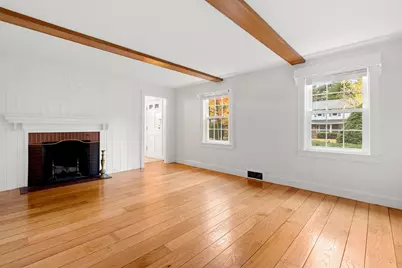 135 Walnut Hill Avenue, Manchester, NH 03104 - Photo 11