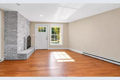 6 Carol Drive, Pelham, NH 03076 - Photo 3