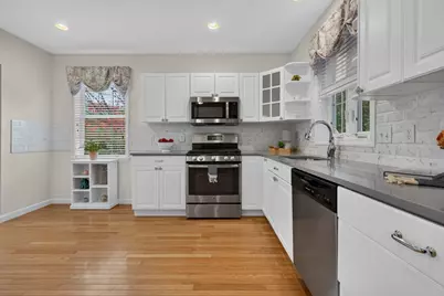 5 Hammersmith Way, Bedford, NH 03110 - Photo 5