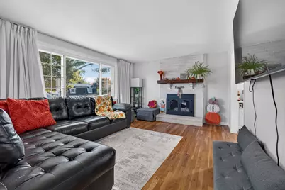 120 Mooresville Road, Manchester, NH 03103 - Photo 5