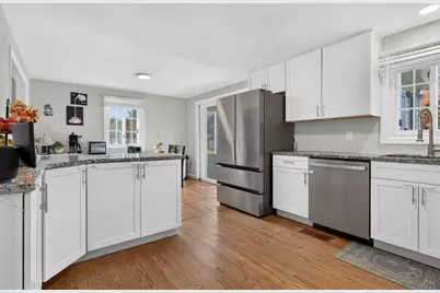120 Mooresville Road, Manchester, NH 03103 - Photo 33