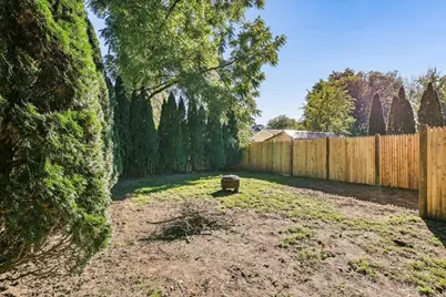 24A Grand Avenue, Nashua, NH 03060 - Photo 5