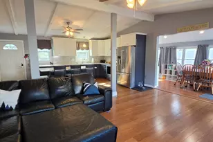 42 Old Wellington Rd, Manchester, NH 03104 - Photo 7
