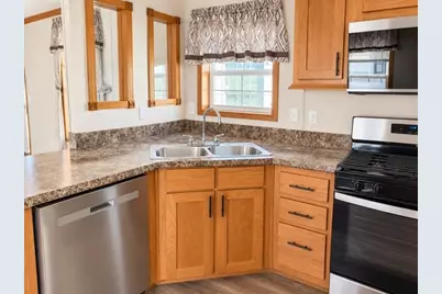 75 South Policy Street #3, Salem, NH 03079 - Photo 5