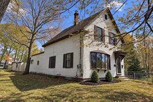 16 Norton St, Derry, NH 03038 - Photo 1