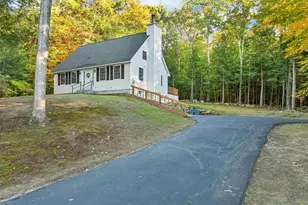 135 Worfield Cir, Bristol, NH 03222 - Photo 1