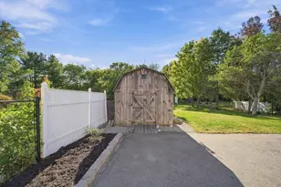 40 Mammoth Rd, Manchester, NH 03109 - Photo 41