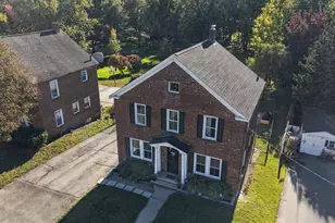 40 Mammoth Rd, Manchester, NH 03109 - Photo 5