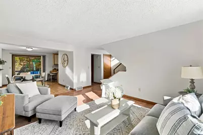 19 Gloucester Lane, Nashua, NH 03063 - Photo 7