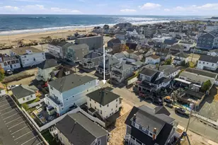10 L St, Hampton, NH 03842 - Photo 1