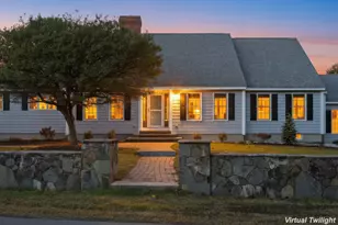 24 Locke Rd, Hampton, NH 03842 - Photo 3