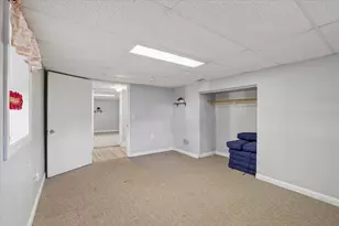209 W Hollis St, Nashua, NH 03060 - Photo 23