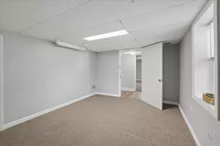 209 W Hollis St, Nashua, NH 03060 - Photo 21