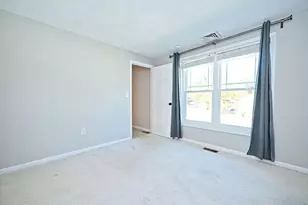 10 Cathedral Cir, Nashua, NH 03063 - Photo 37