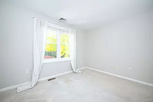 10 Cathedral Cir, Nashua, NH 03063 - Photo 39