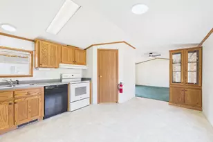42 Blue Jay Ct, Keene, NH 03431 - Photo 3