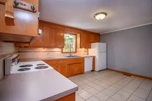 295 Lovering St, Manchester, NH 03109 - Photo 5