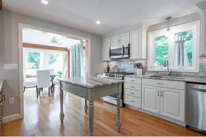 146  Coburn Avenue, Nashua, NH 03063 - Photo 17