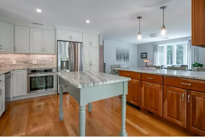 146  Coburn Avenue, Nashua, NH 03063 - Photo 19
