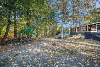2 Severance Street, Derry, NH 03038 - Photo 27