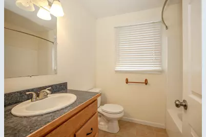 594 Silver Street #1, Manchester, NH 03103 - Photo 17