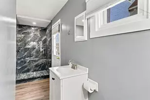 33 Prescott St, Nashua, NH 03064 - Photo 25