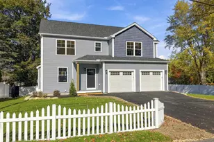 38 Bell St, Nashua, NH 03064 - Photo 1