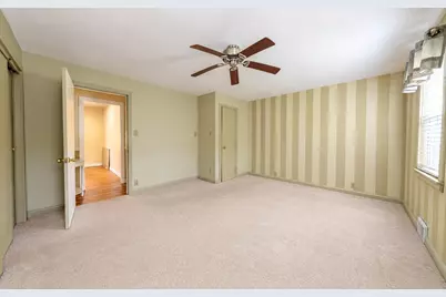 404 Mammoth Road, Londonderry, NH 03053 - Photo 11