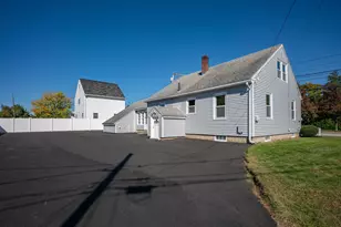 166 Amherst St, Nashua, NH 03064 - Photo 21