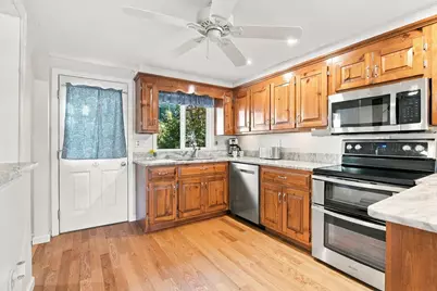 21 Bailey Shore Road, Hampstead, NH 03841 - Photo 5