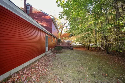 10 Chaucer Road, Nashua, NH 03062 - Photo 3