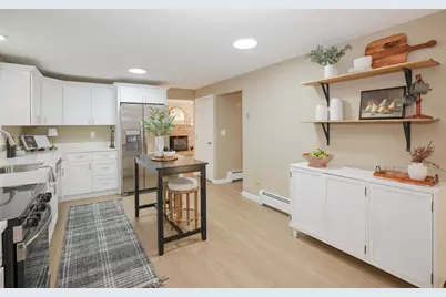 10 Chaucer Road, Nashua, NH 03062 - Photo 13