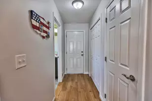 84 Maryland Ave, Manchester, NH 03104 - Photo 17