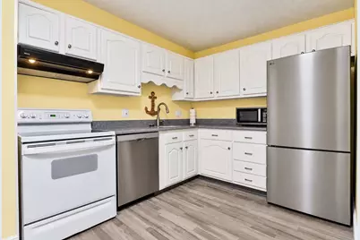 9 Northbrook Drive #903, Manchester, NH 03102 - Photo 3