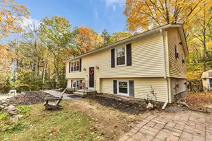 40 Heath St, Newton, NH 03858 - Photo 3