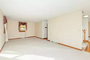 5 Jake Dr, Nashua, NH 03063 - Photo 23