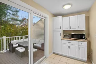 317 Fox Hollow Way, Manchester, NH 03104 - Photo 11