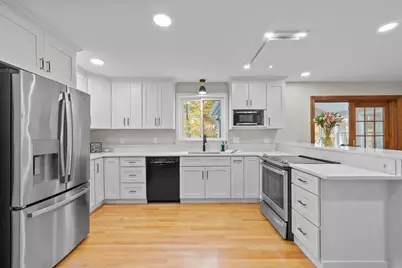 60 Cambridge Road, Hampstead, NH 03841 - Photo 9