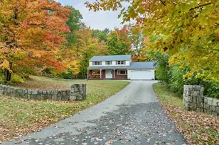 24 Ridgewood Dr, Bow, NH 03304 - Photo 1