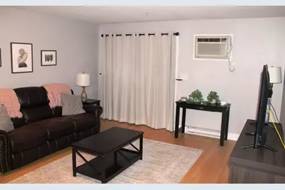90 Eastern Avenue #203, Manchester, NH 03104 - Photo 11