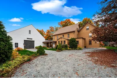 634 Main Street, New London, NH 03257 - Photo 3