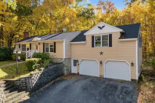 5 Hovey Meadow Rd, Atkinson, NH 03811 - Photo 1