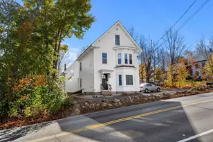 27 Henniker St, Hillsboro, NH 03244 - Photo 1